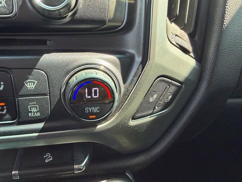 Used 2017 Chevrolet Silverado 1500 LT w/ All Star Edition AWD/4WD image 32