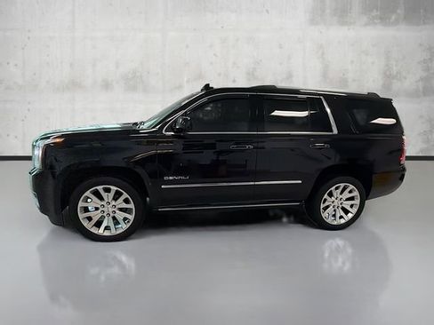 Used 2017 GMC Yukon Denali w/ Open Road Package image 8