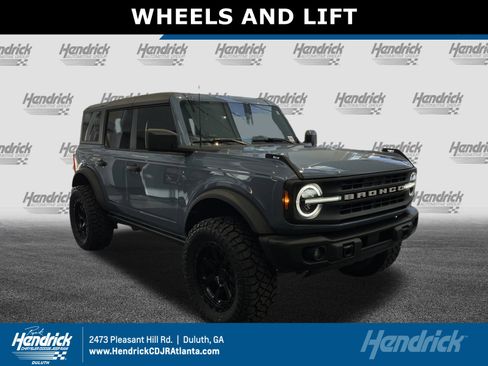 Used 2024 Ford Bronco Black Diamond image 1