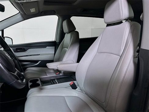 Used 2024 Honda Odyssey EX-L image 11
