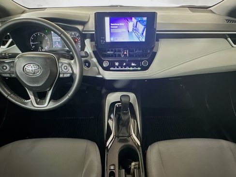 Used 2025 Toyota Corolla SE w/ Convenience Package FWD image 27