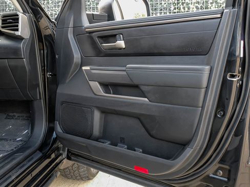 Used 2022 Toyota Tundra SR5 image 41