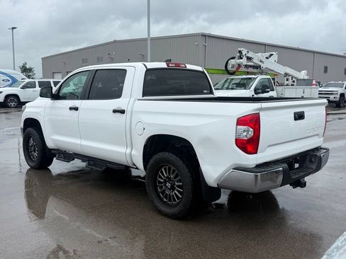 Used 2020 Toyota Tundra SR5 w/ TRD Off-Road Package AWD/4WD image 19