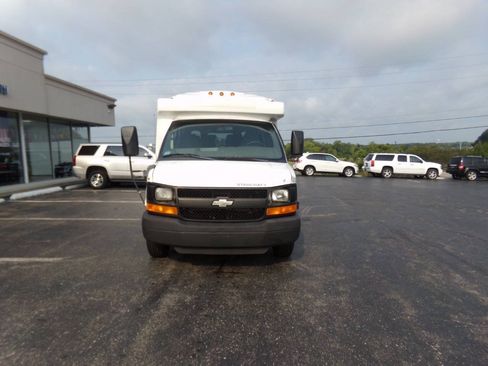 Used 2012 Chevrolet Express 3500 w/ School Bus Package RWD image 4