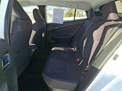 Used 2021 Toyota Prius Prime LE image 10