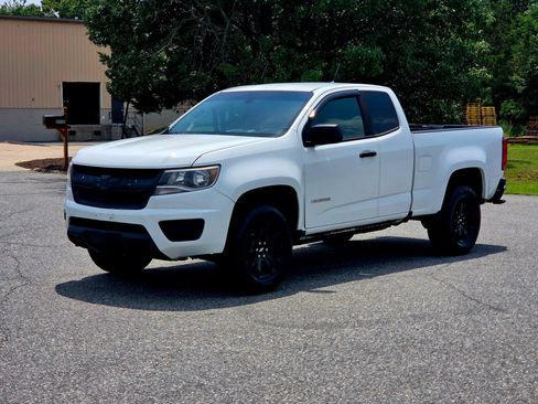 Used 2017 Chevrolet Colorado W/T RWD image 6