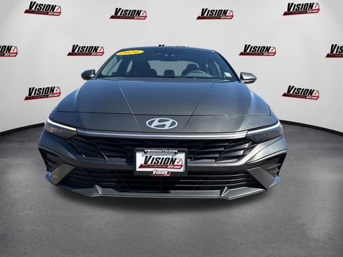 Certified 2024 Hyundai Elantra SEL FWD image 2