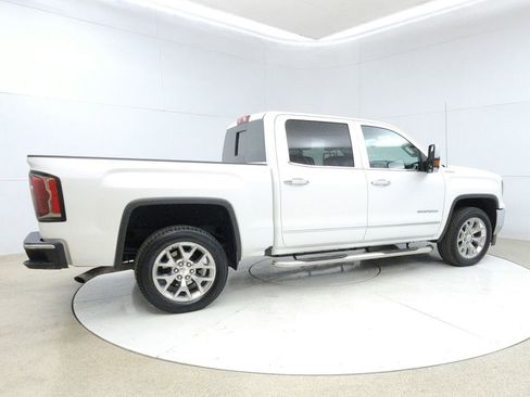 Used 2018 GMC Sierra 1500 SLT w/ Max Trailering Package image 7