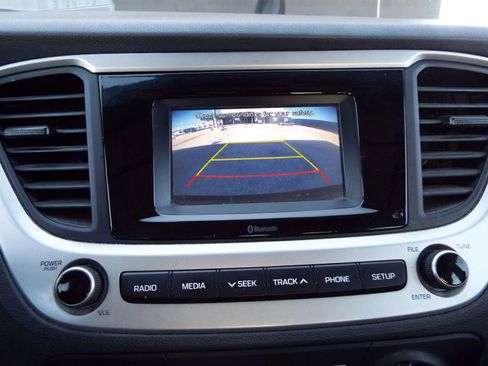 Used 2021 Hyundai Accent SE image 15