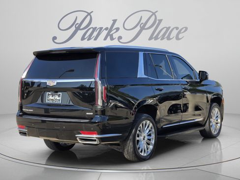 Used 2024 Cadillac Escalade Premium Luxury w/ Performance Package AWD/4WD image 5