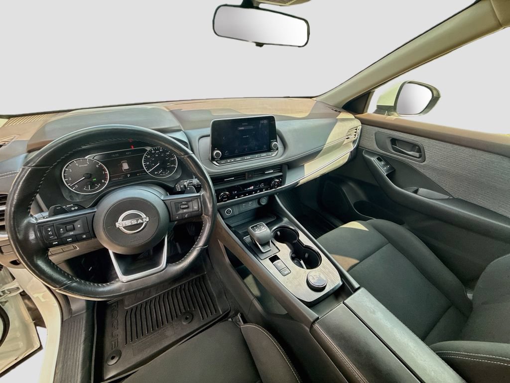 Used 2023 Nissan Rogue S AWD/4WD image 9