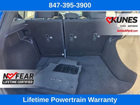 Used 2023 Nissan Kicks SV image 14