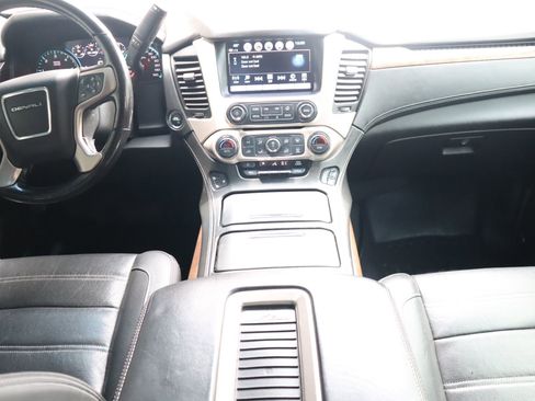 Used 2018 GMC Yukon XL Denali w/ Open Road Package AWD/4WD image 25