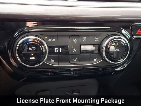 Used 2025 Chevrolet Trax ACTIV w/ Sunroof Package FWD image 16