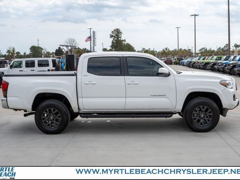 Used 2021 Toyota Tacoma SR5 image 7