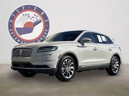 Used 2022 Lincoln Nautilus Reserve w/ Equipment Group 201A image 42