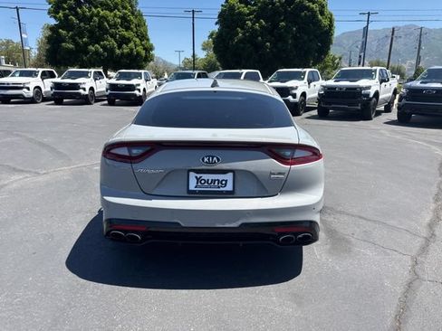 Used 2019 Kia Stinger GT1 AWD/4WD image 6