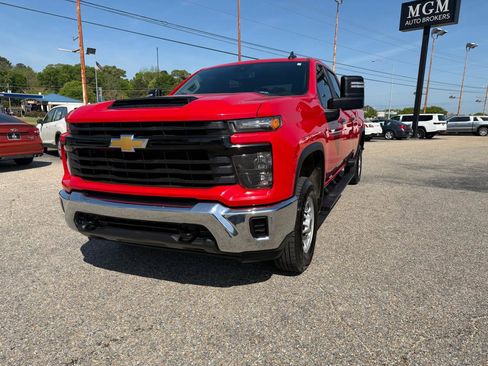 Used 2024 Chevrolet Silverado 2500 W/T w/ WT/CX Safety Package RWD image 11