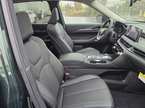 New 2026 INFINITI QX60 Luxe image 11
