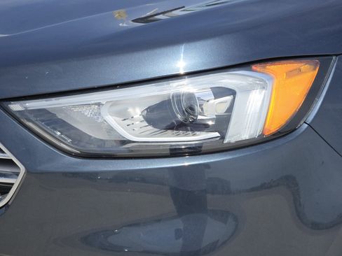 Certified 2022 Ford Edge SEL w/ Convenience Package image 9