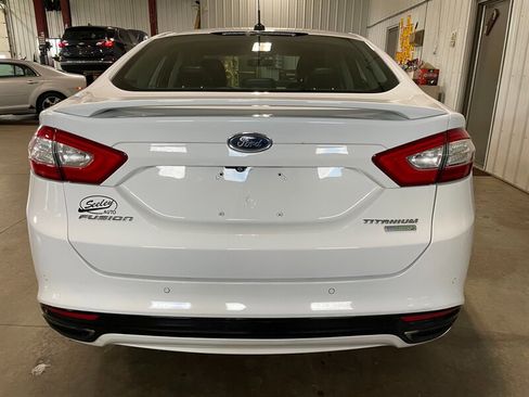 Used 2016 Ford Fusion Titanium FWD image 20