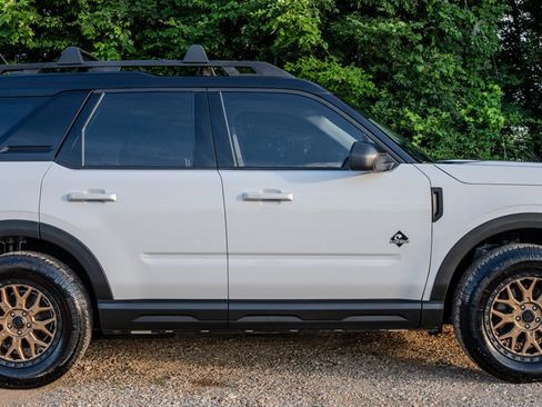 Used 2023 Ford Bronco Sport Outer Banks w/ Tech Package AWD/4WD image 6