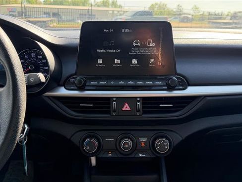 Used 2021 Kia Forte LXS image 14