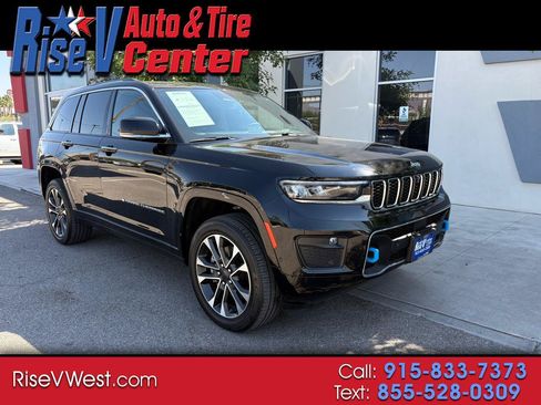 Used 2022 Jeep Grand Cherokee Overland w/ Advanced Protech Group III AWD/4WD image 1