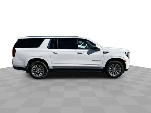 Certified 2022 GMC Yukon XL SLT w/ SLT Premium Package image 9