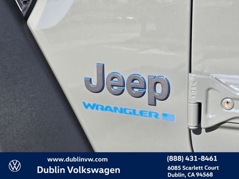 Used 2023 Jeep Wrangler Unlimited Rubicon 4xe image 22