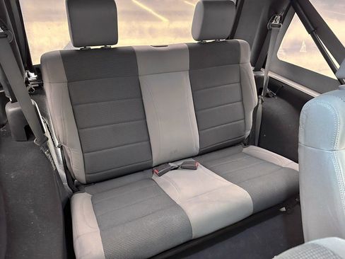 Used 2007 Jeep Wrangler Rubicon image 30