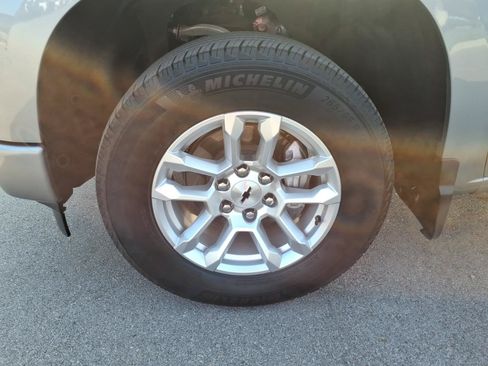 Used 2026 Chevrolet Silverado 1500 RST RWD image 9