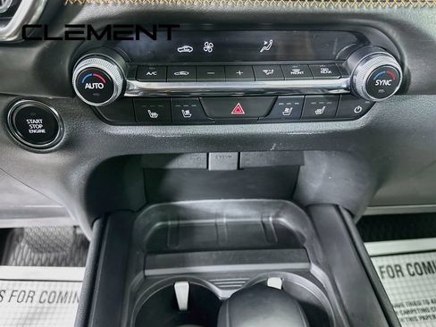 Used 2025 MAZDA CX-50 AWD 2.5 S w/ Premium Plus Pkg image 22