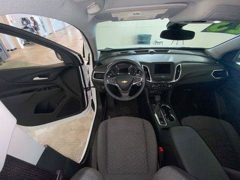 Used 2023 Chevrolet Equinox LT FWD image 38