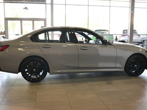 Used 2023 BMW 330i xDrive Sedan w/ M Sport Package AWD/4WD image 4
