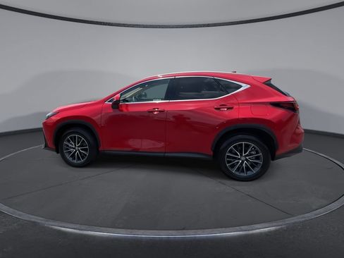 Used 2025 Lexus NX 250 FWD w/ Towing Package (2000 Lbs) image 9