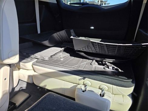 Used 2023 Buick Enclave Premium w/ Experience Buick Package image 11