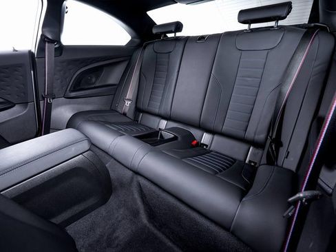 Used 2025 BMW M2 image 23