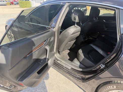 Used 2014 Maserati Quattroporte GTS image 13