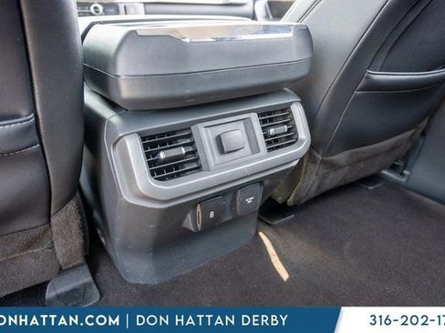 Used 2022 Ford F150 Lariat w/ Trailer Tow Package image 27