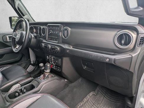 Used 2022 Jeep Gladiator Rubicon w/ LED Lighting Group AWD/4WD image 17