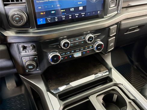 Used 2023 Ford F250 Lariat w/ Lariat Ultimate Package AWD/4WD image 21