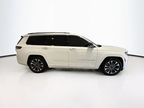 Used 2021 Jeep Grand Cherokee L Overland w/ Advanced Protech Group III AWD/4WD image 8