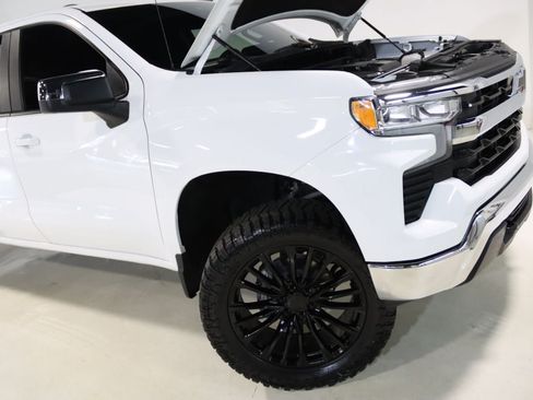Used 2026 Chevrolet Silverado 1500 LT w/ Z71 Off-Road Package AWD/4WD image 74
