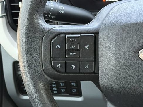 Used 2025 Ford F250 XLT w/ Black Appearance Package AWD/4WD image 14
