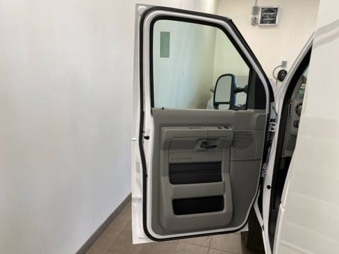 New 2025 Ford E-350 and Econoline 350 Super Duty w/ Power Equipment Group image 15