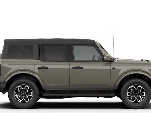 New 2026 Ford Bronco Outer Banks image 57