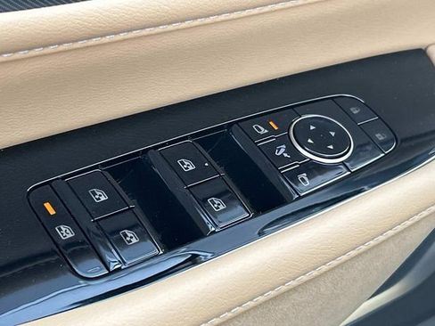New 2026 INFINITI QX80 Luxe RWD image 16