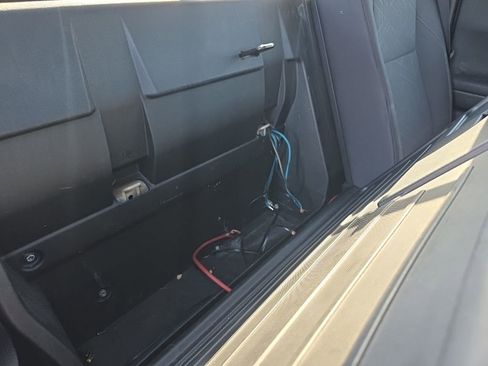 Used 2016 Toyota Tacoma TRD Sport w/ Premium & Technology Package image 26