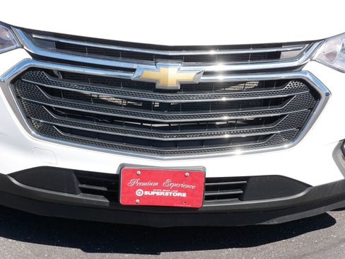 Used 2020 Chevrolet Traverse LT AWD/4WD image 8